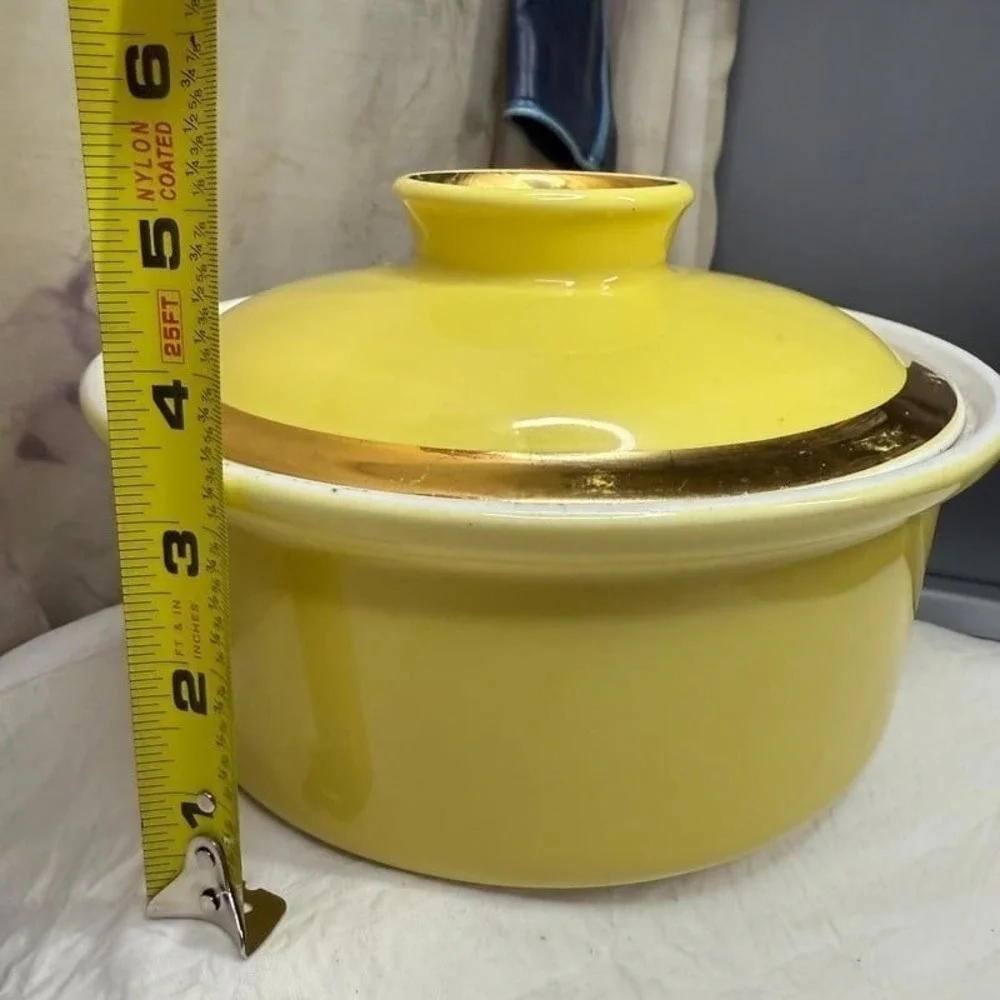 Vintage Mid Century Yellow Ceramic Covered Casserole Dish Gold‎ Trim MCM Lidded